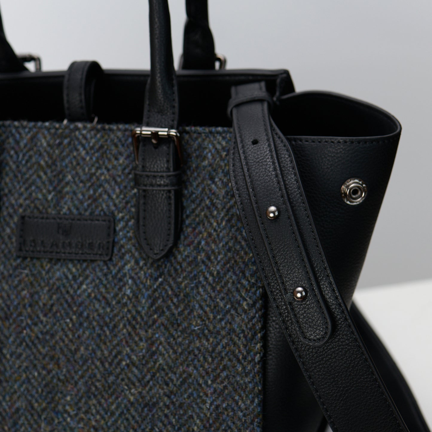 The Medium Caillie Tote