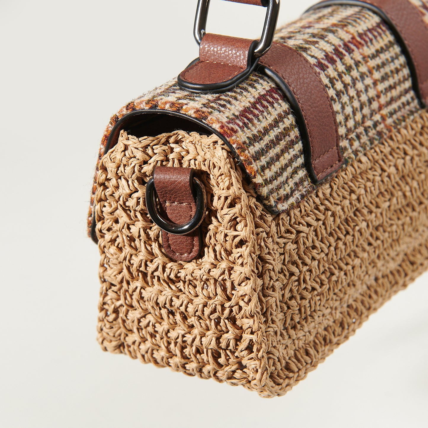 The Mini Straw Satchel