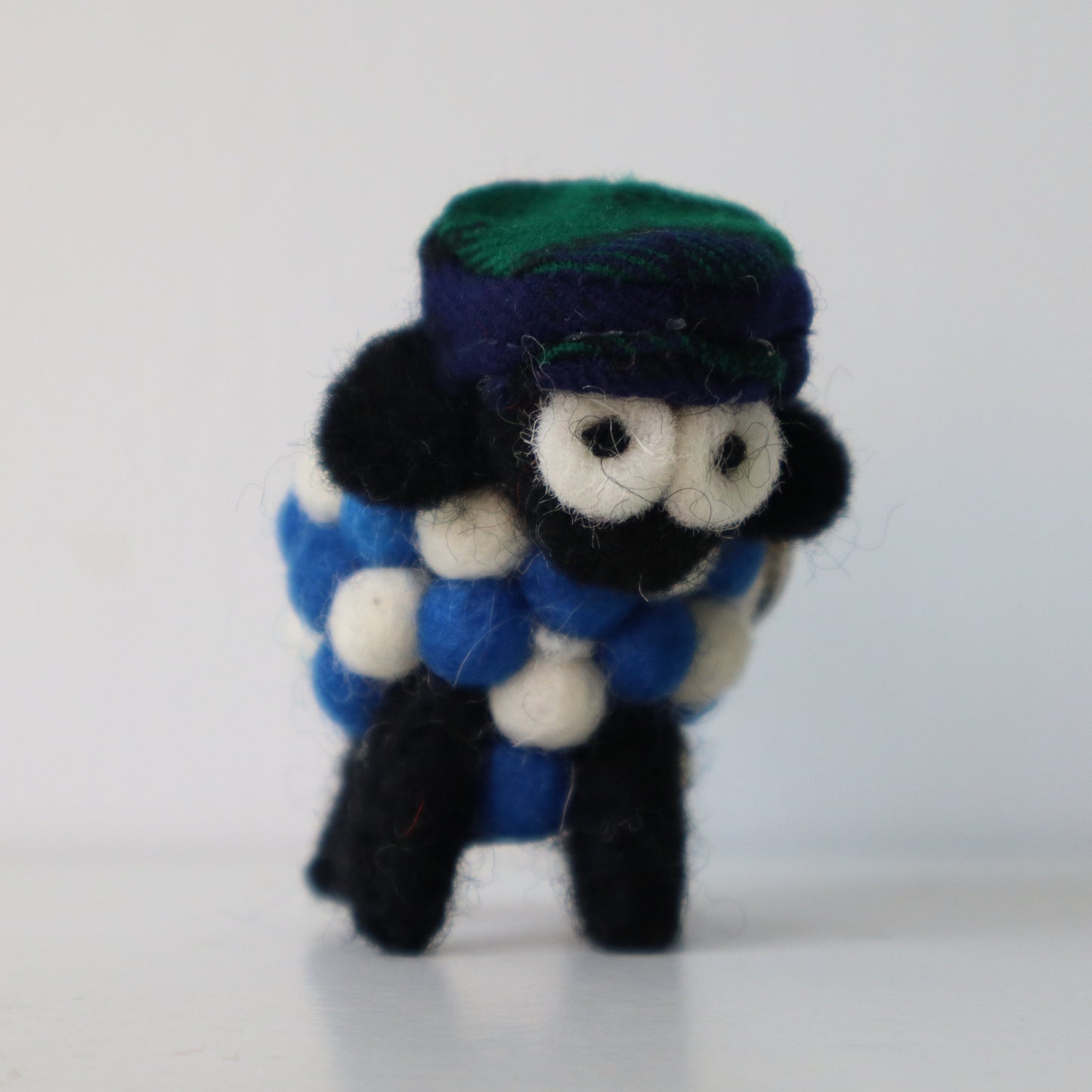 Erin Knitwear Felt Sheep Keyring with Flatcap