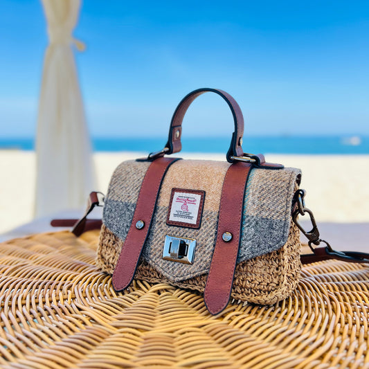 The Mini Straw Satchel