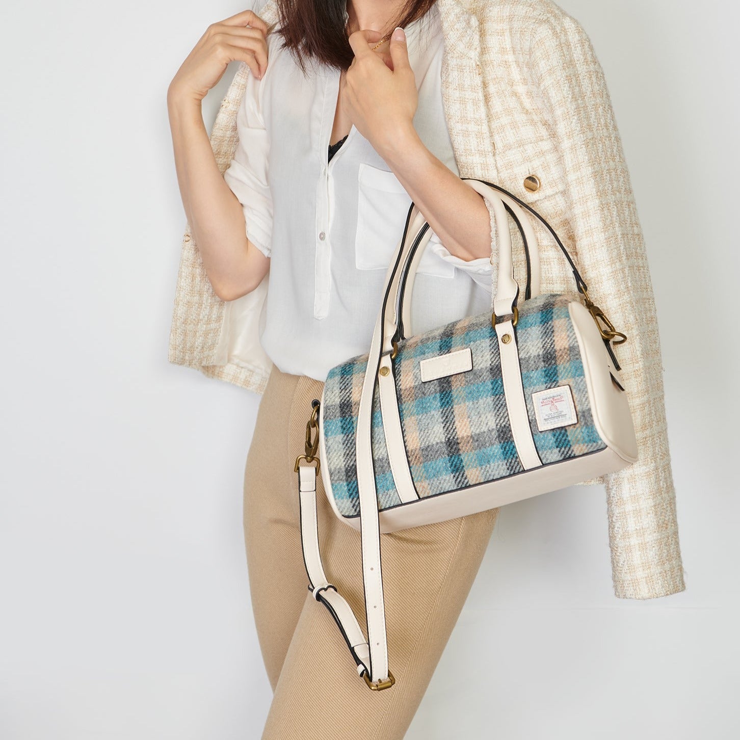 MEDIUM DUFFLE BAG
