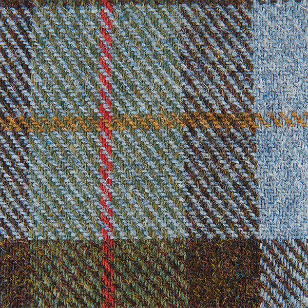 Chestnut-Blue-Tartan