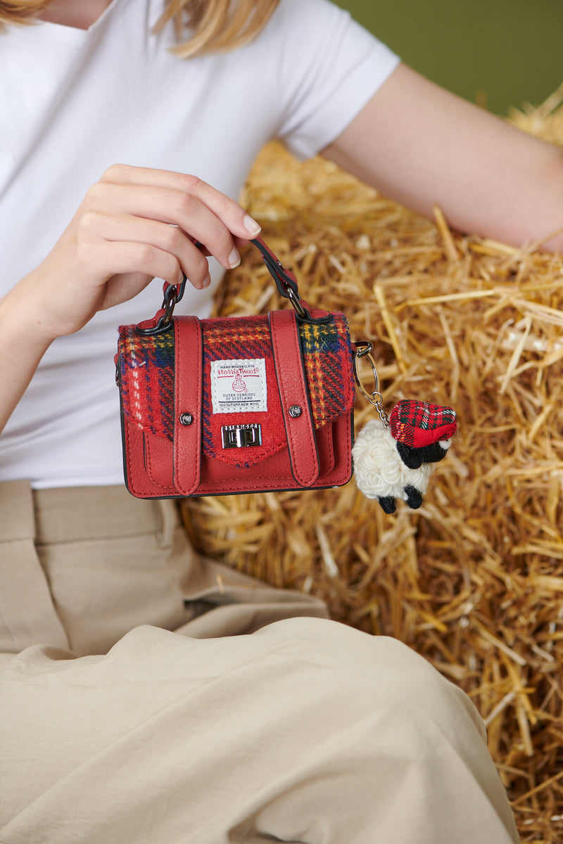 The Wee Satchel
