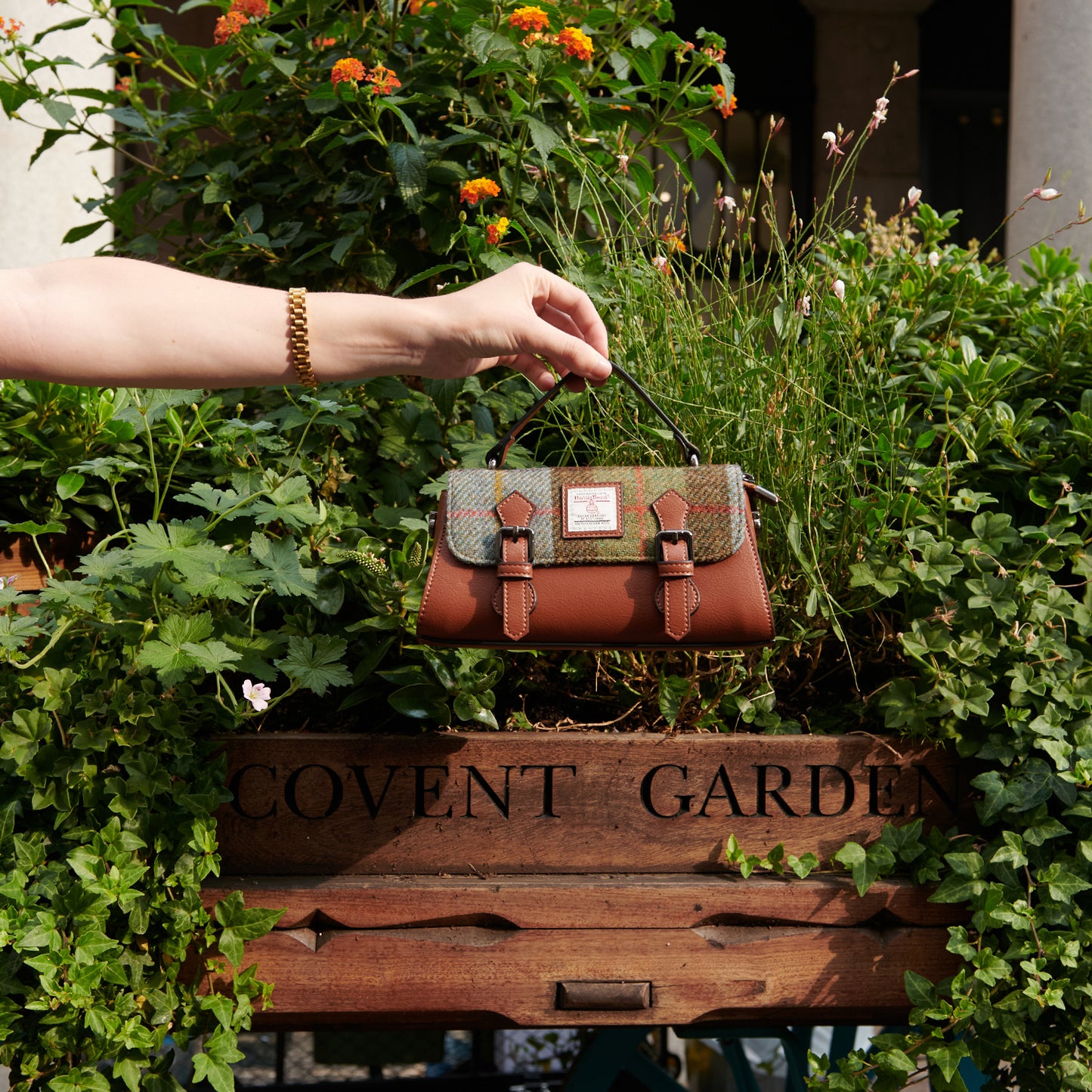 The Victoria Satchel