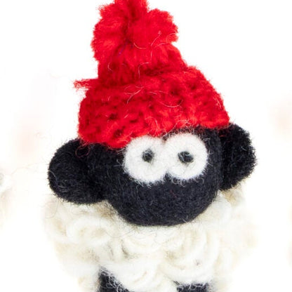 Erin Knitwear Sheep Magnet with Bobble Hat